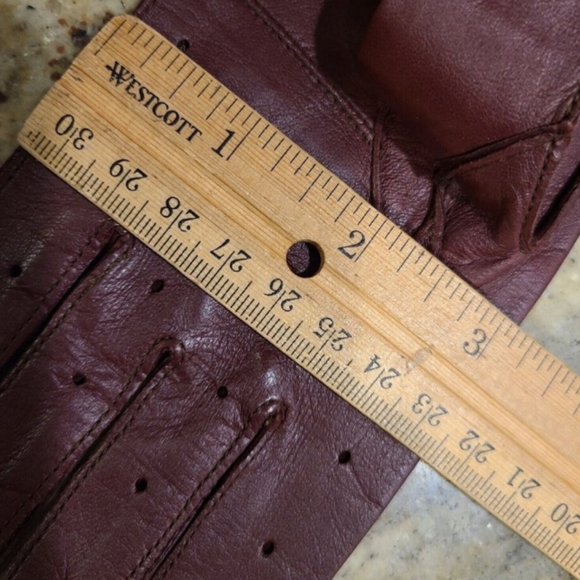 New! Vintage Size S/M Leather Driving Gloves Knuckle Holes Adjustable Strap - Picture 12 of 13